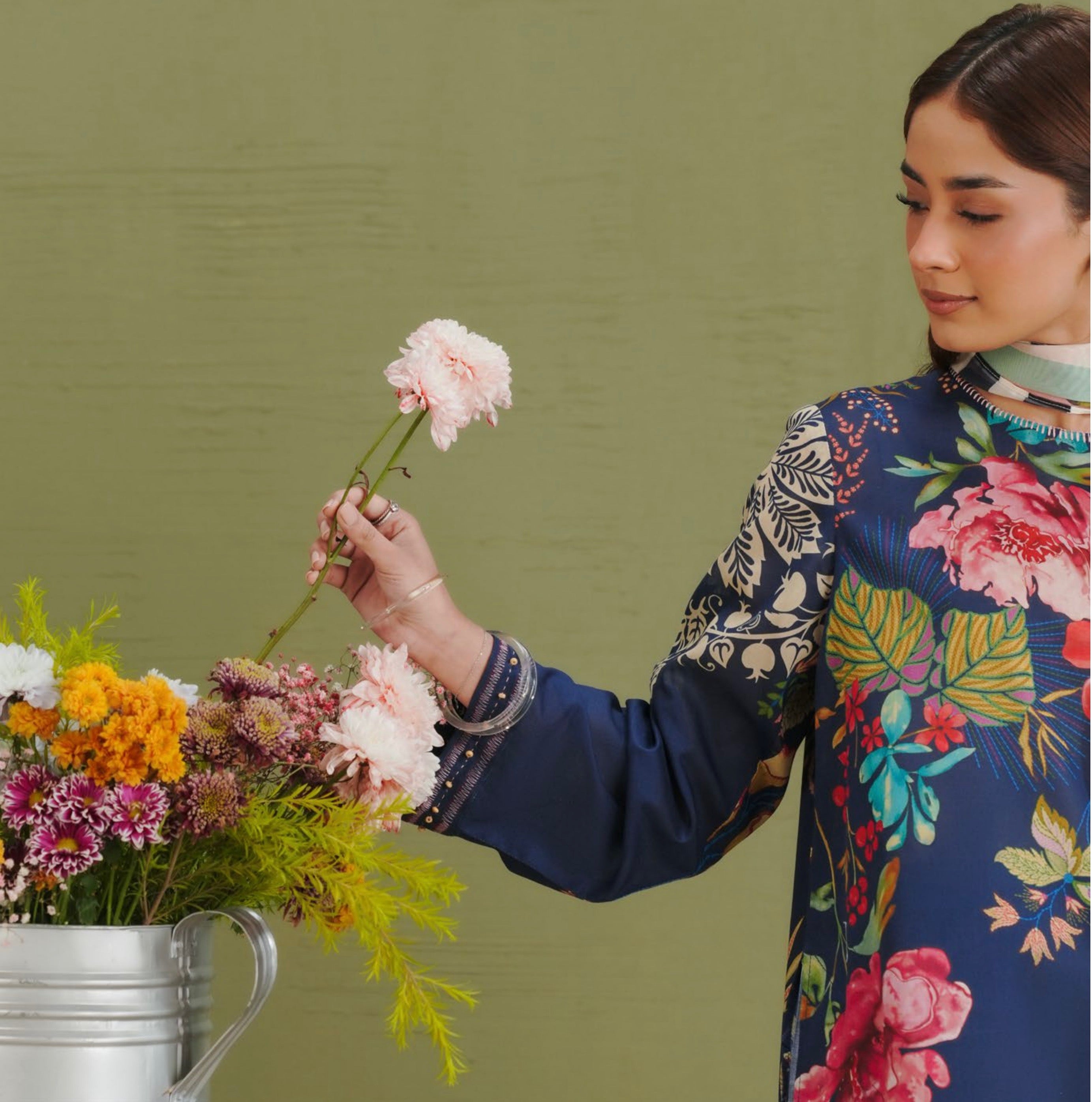 Coco Prints - Unstitched 3 Pcs | VERA-3B